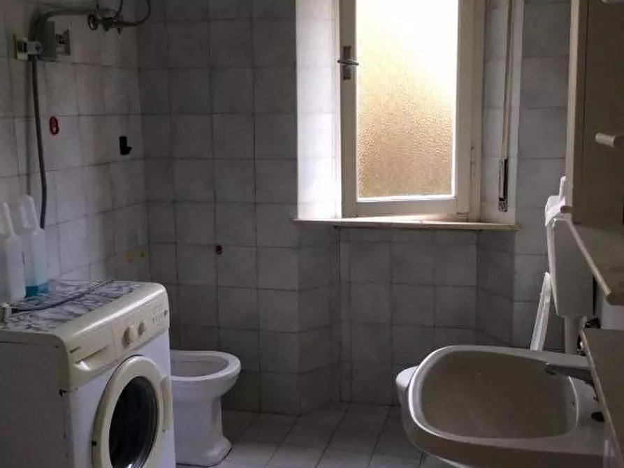 Immagine 6 di Villa in vendita  a Pisa