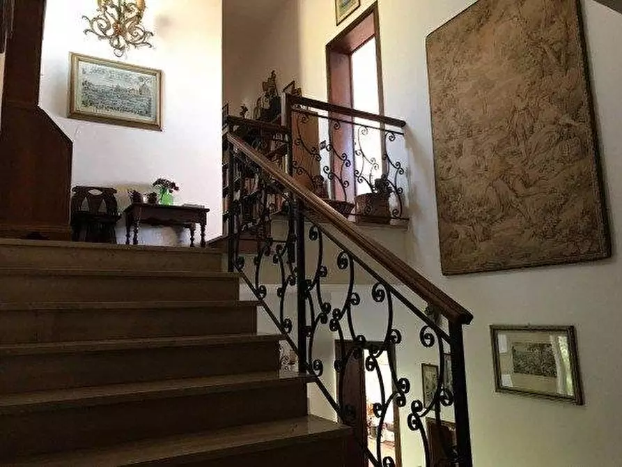 Immagine 36 di Villa in vendita  a San Giuliano Terme