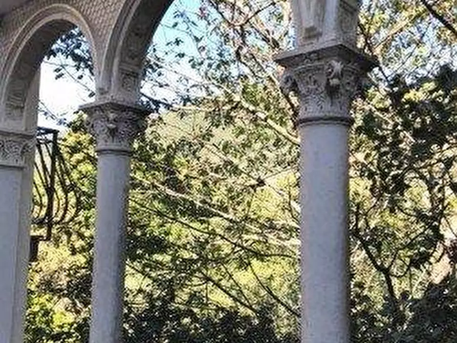 Immagine 6 di Villa in vendita  a San Giuliano Terme