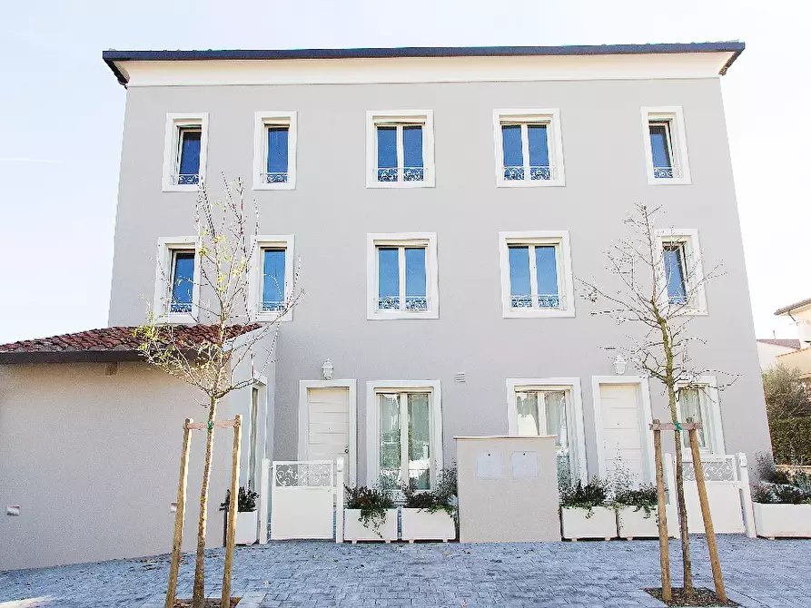 Immagine 2 di Appartamento in affitto  a Calcinaia