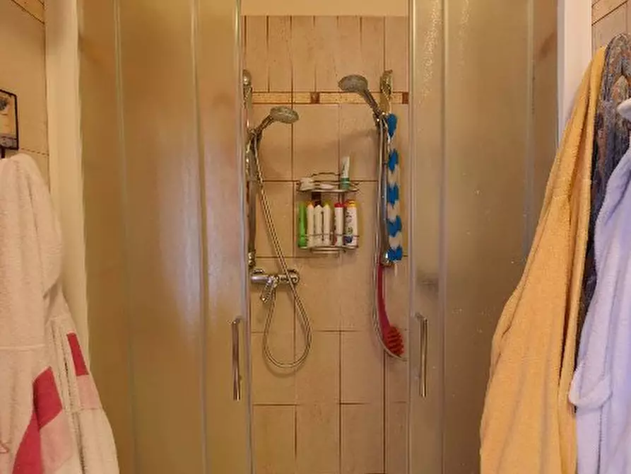 Immagine 25 di Casa bifamiliare in vendita  a Casole D'elsa