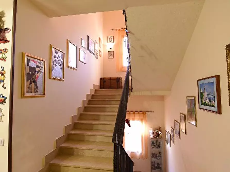 Immagine 17 di Casa bifamiliare in vendita  a Casole D'elsa