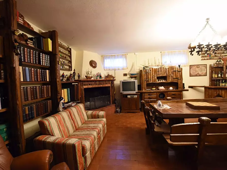 Immagine 27 di Casa bifamiliare in vendita  a Casole D'elsa