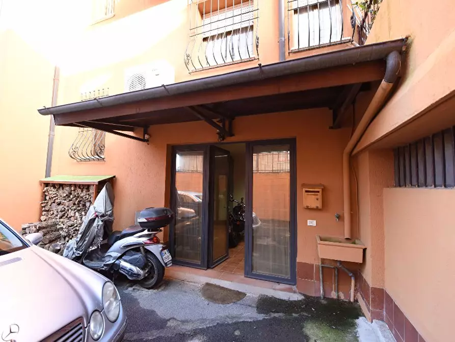 Immagine 40 di Casa bifamiliare in vendita  a Casole D'elsa