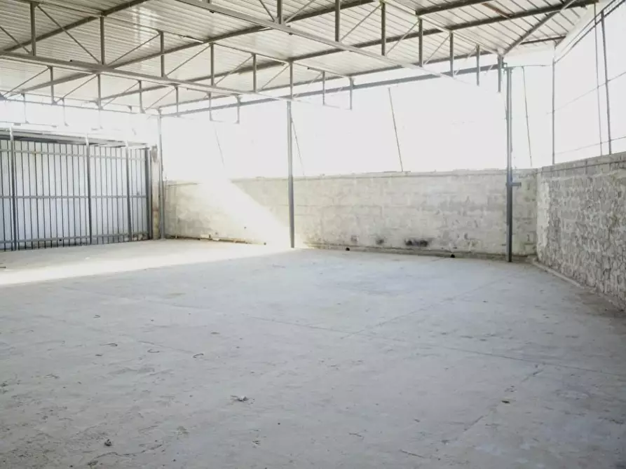 Immagine 11 di Magazzino in affitto  a San Giuliano Terme