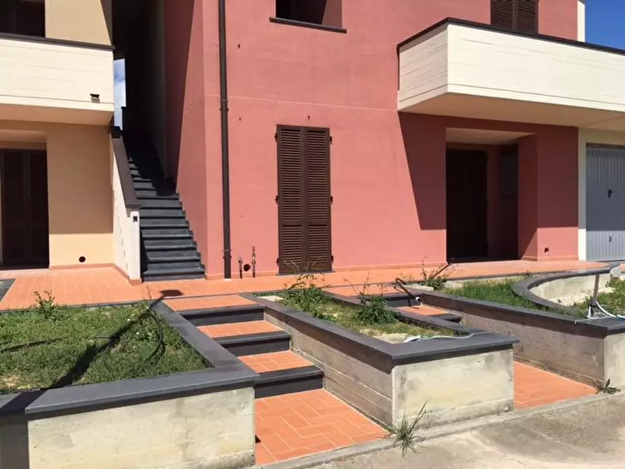 Immagine 10 di Appartamento in vendita  a Pontedera