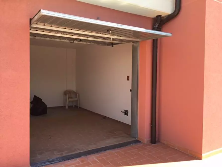 Immagine 9 di Appartamento in vendita  a Pontedera