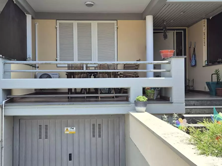 Immagine 34 di Villetta a schiera in vendita  a Viareggio