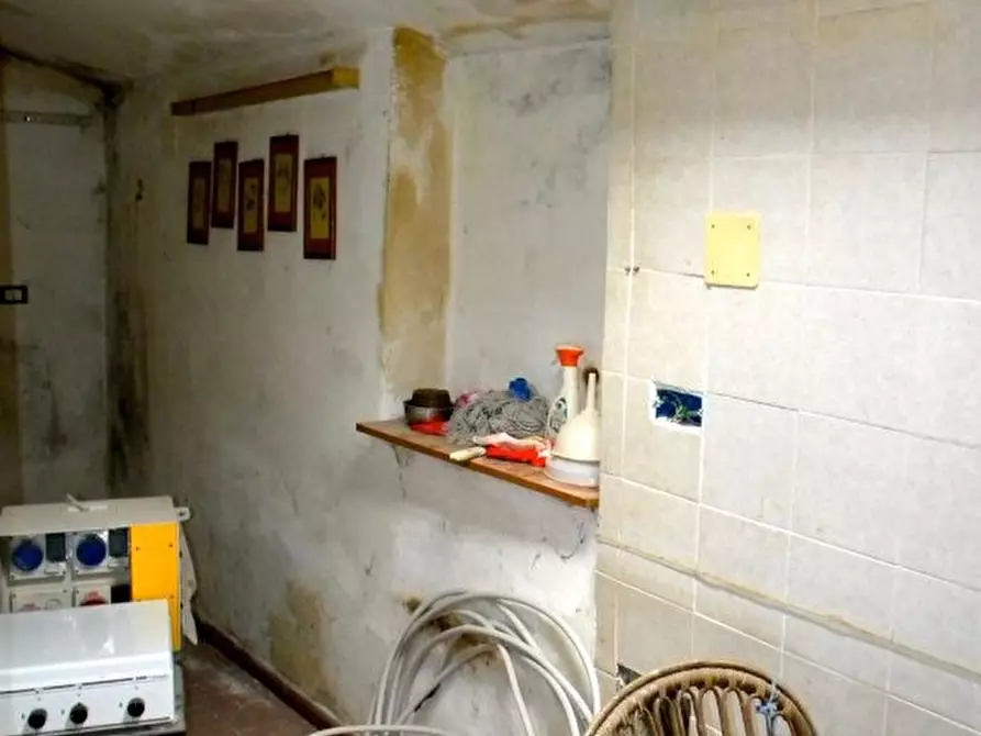 Immagine 6 di Rustico / casale in vendita  a San Giuliano Terme