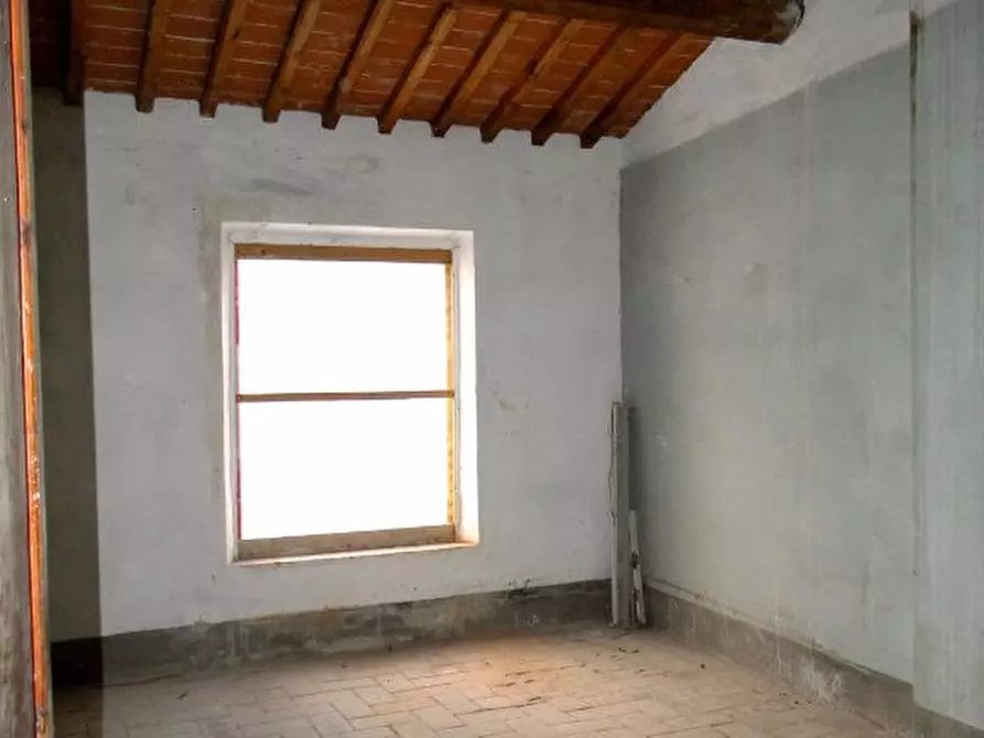 Immagine 19 di Rustico / casale in vendita  a San Giuliano Terme