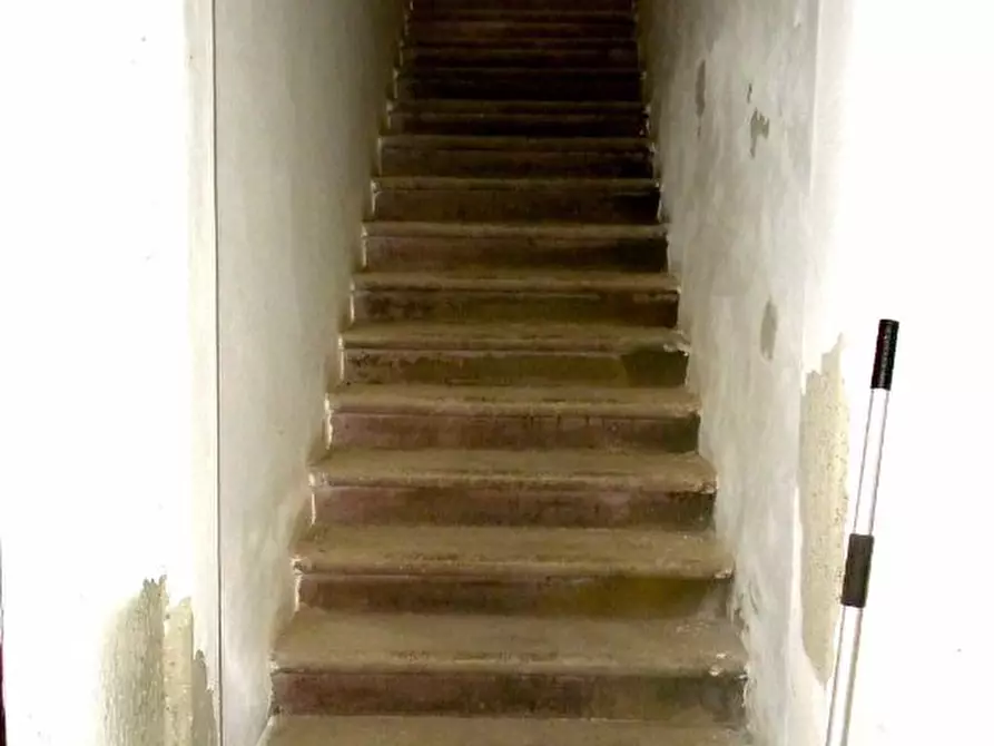 Immagine 35 di Rustico / casale in vendita  a San Giuliano Terme