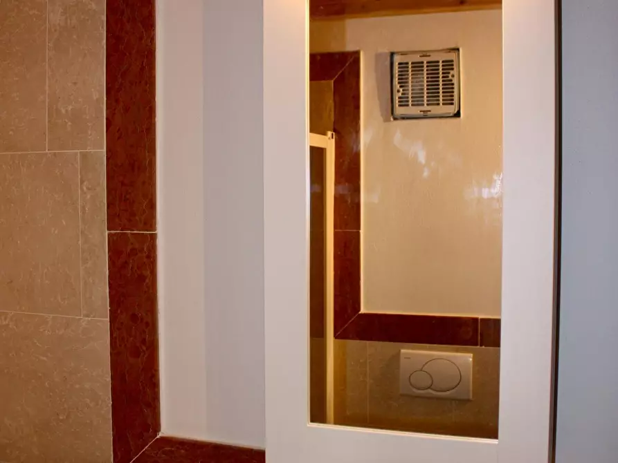 Immagine 8 di Appartamento in affitto  a Pisa