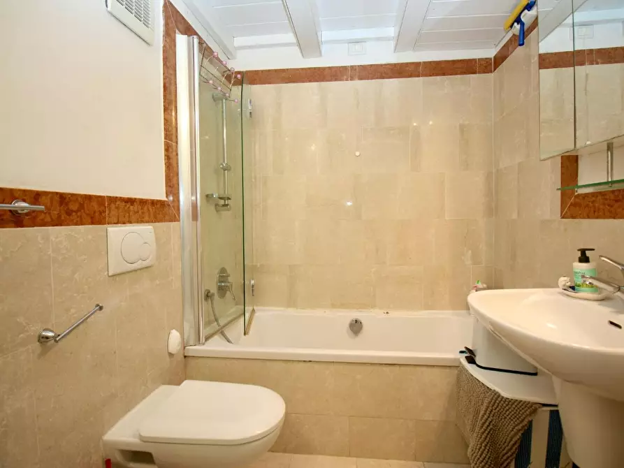 Immagine 7 di Appartamento in affitto  a Pisa