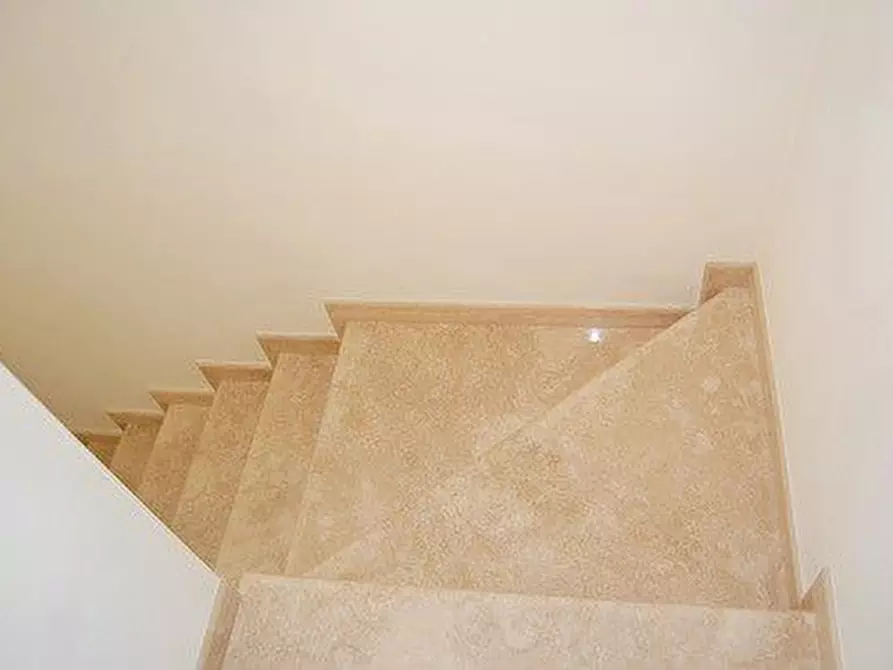 Immagine 15 di Casa trifamiliare in vendita  a Montignoso