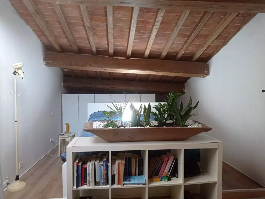 Immagine 13 di Appartamento in vendita  a Colle Di Val D'elsa