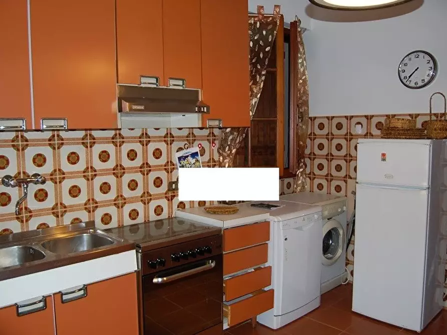 Immagine 8 di Casa bifamiliare in vendita  a Montignoso