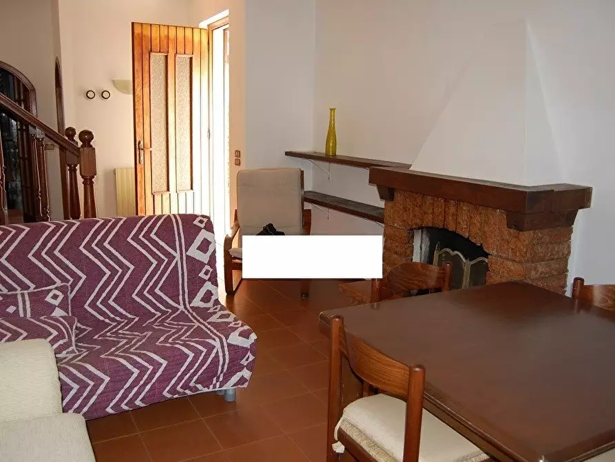 Immagine 18 di Casa bifamiliare in vendita  a Montignoso