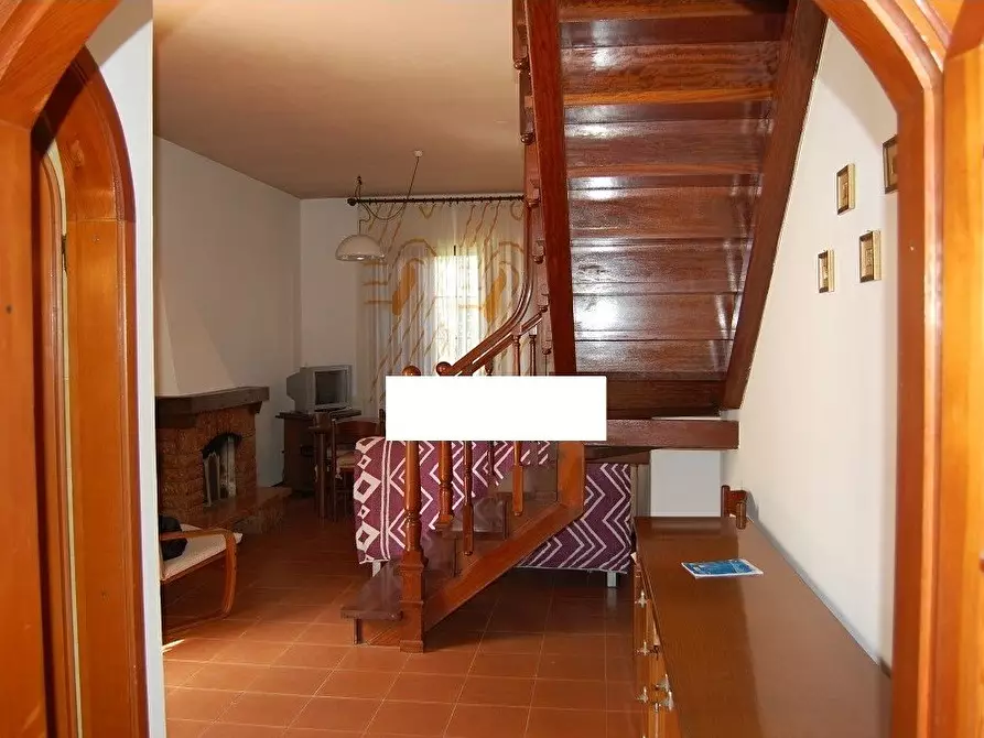 Immagine 6 di Casa bifamiliare in vendita  a Montignoso