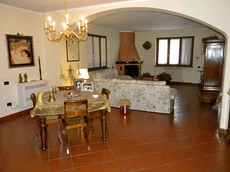 Immagine 4 di Capannone industriale in vendita  a Pisa