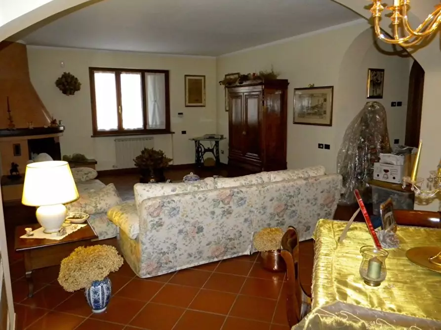 Immagine 7 di Capannone industriale in vendita  a Pisa