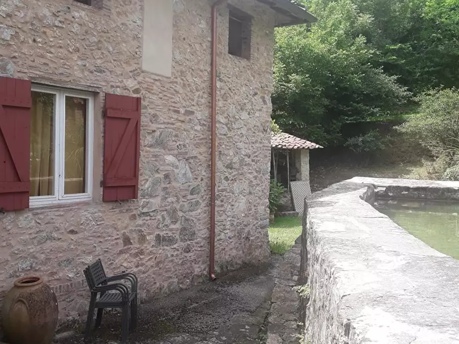 Immagine 45 di Rustico / casale in vendita  a Camaiore