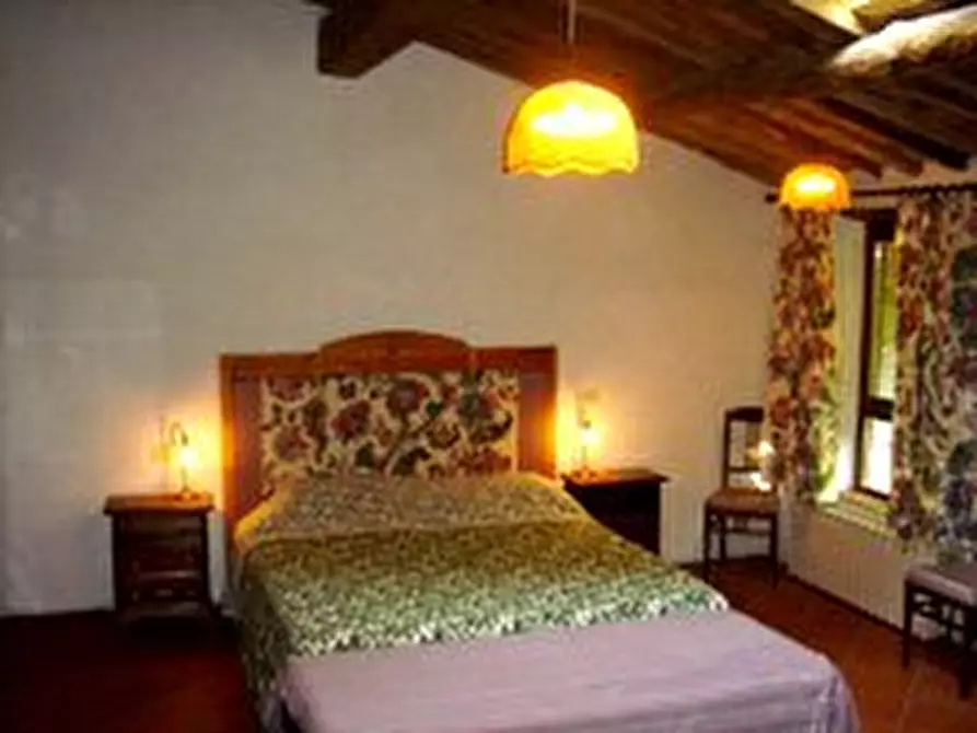 Immagine 33 di Rustico / casale in vendita  a Camaiore