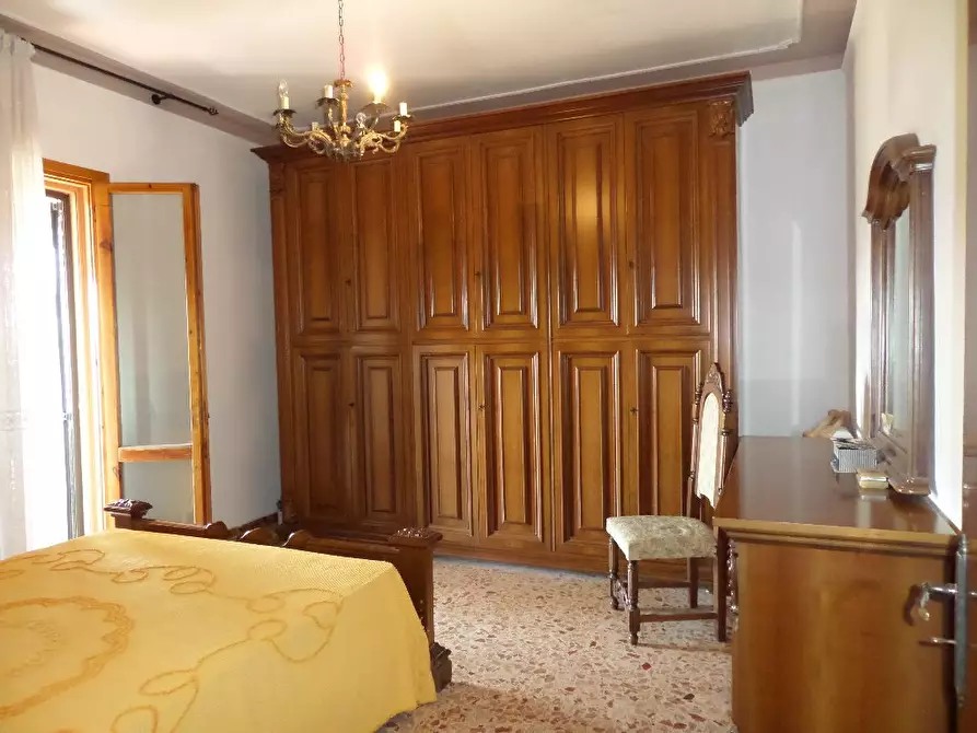 Immagine 6 di Appartamento in vendita  a Montopoli In Val D'arno