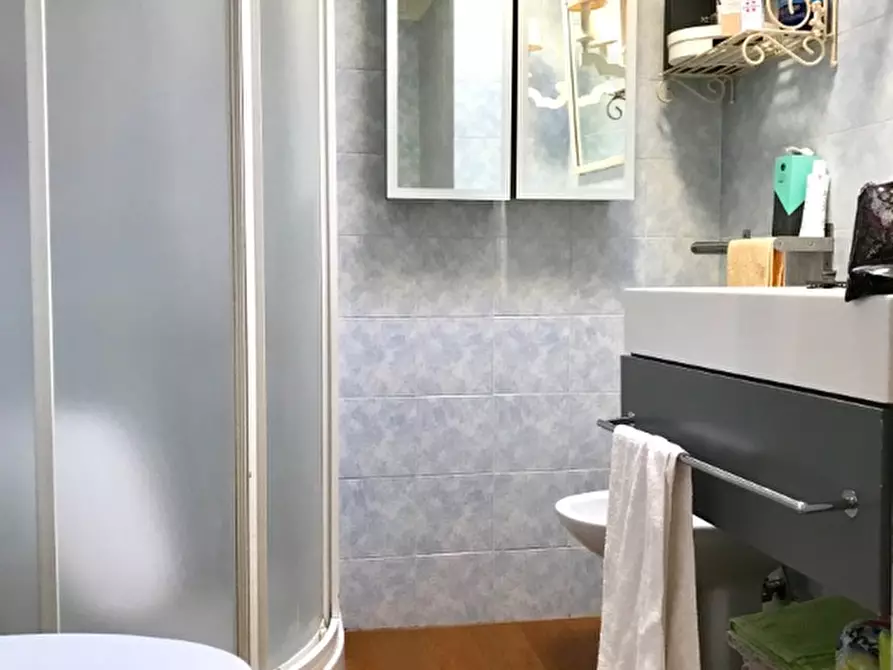 Immagine 16 di Appartamento in vendita  a Massa