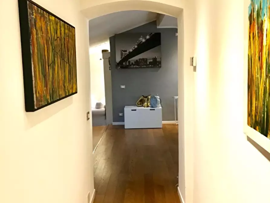 Immagine 12 di Appartamento in vendita  a Massa