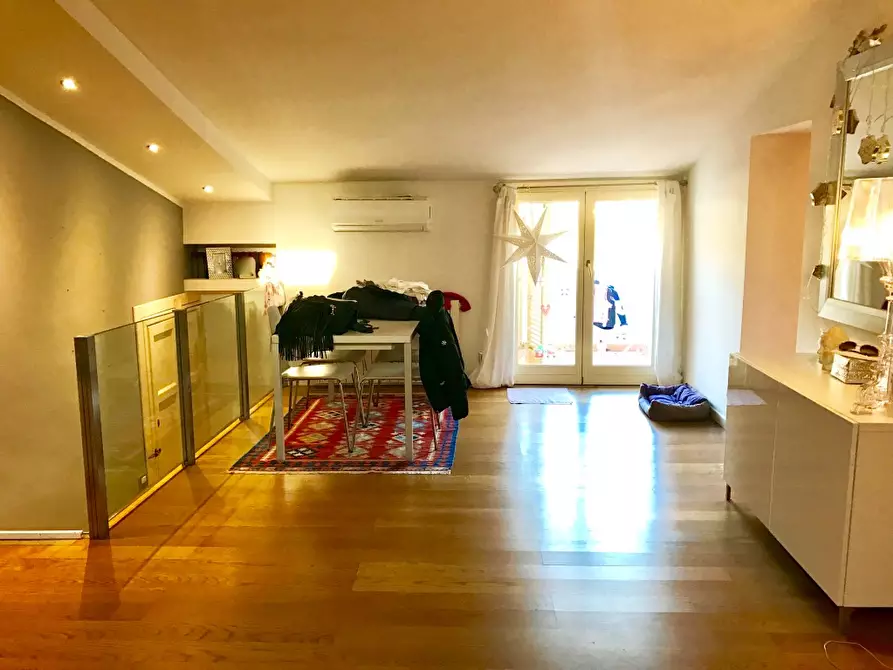 Immagine 9 di Appartamento in vendita  a Massa