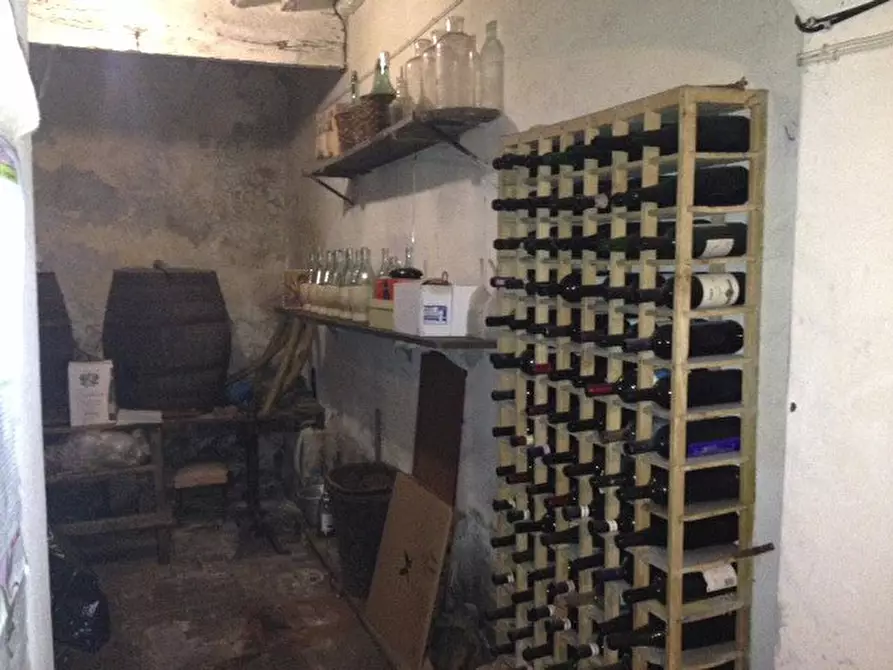 Immagine 34 di Palazzo in vendita  a Vecchiano