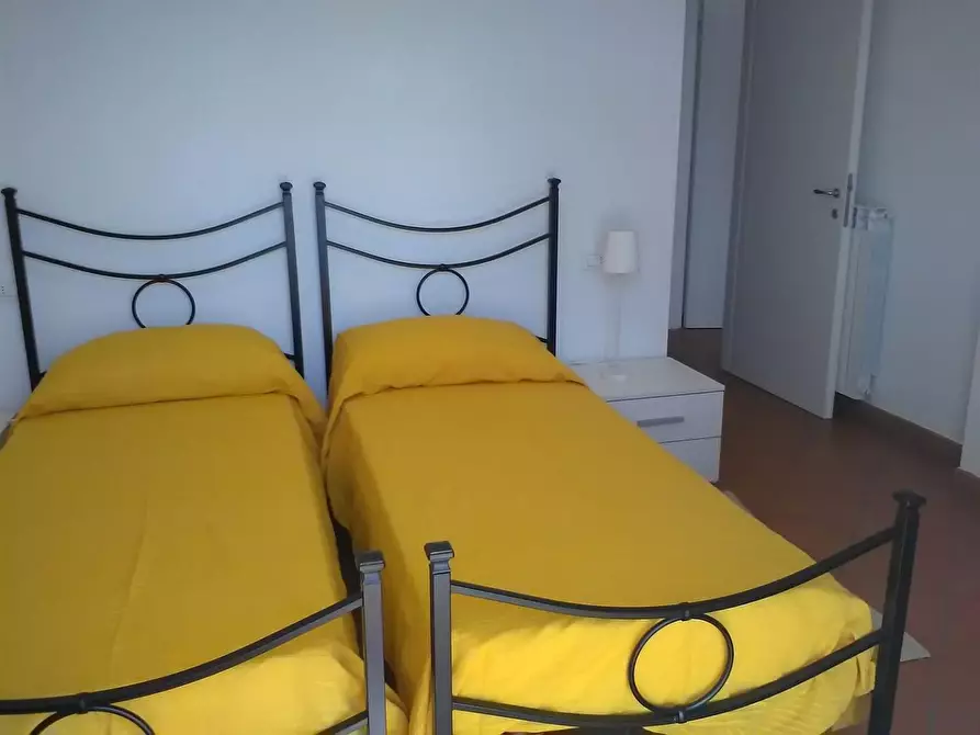 Immagine 23 di Appartamento in affitto  a Viareggio