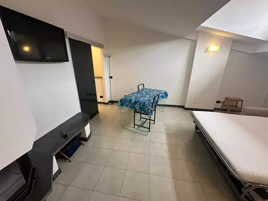 Immagine 10 di Appartamento in vendita  a Ameglia