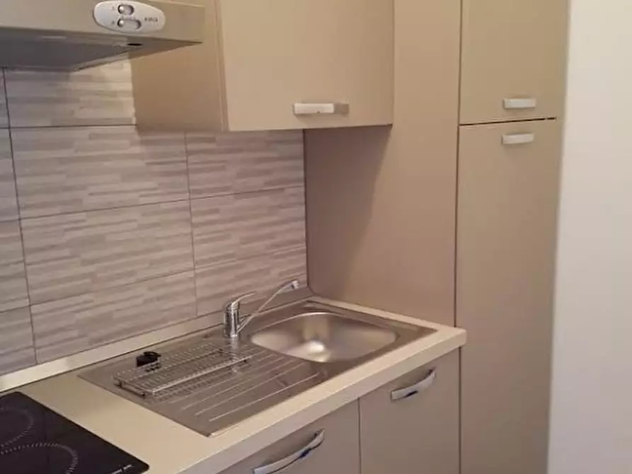 Immagine 7 di Appartamento in vendita  a Ameglia