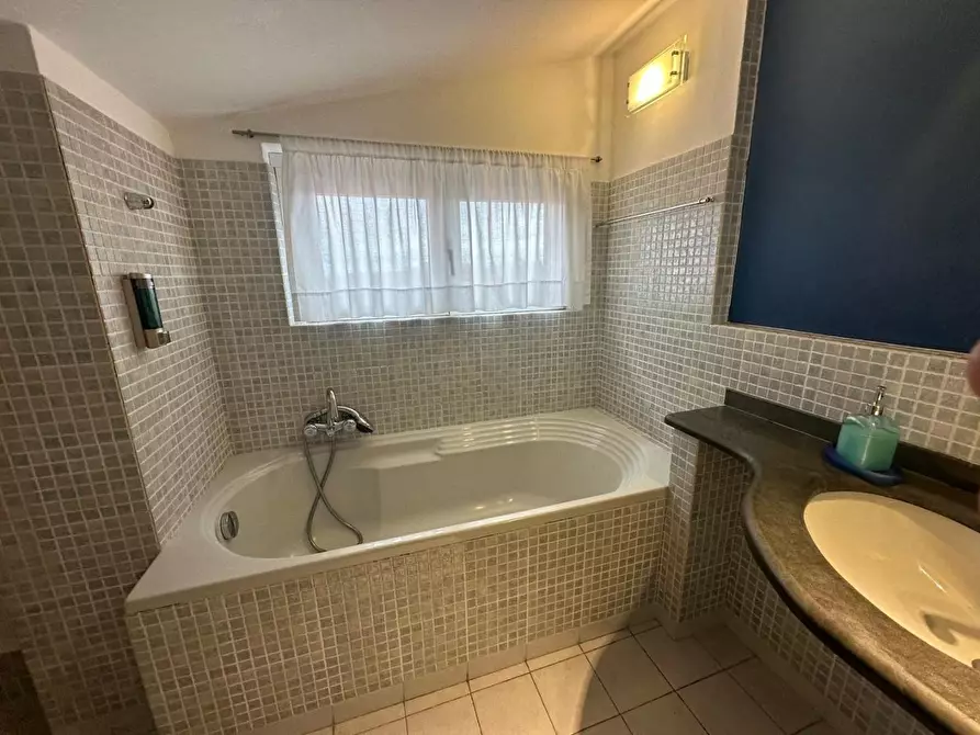 Immagine 19 di Appartamento in vendita  a Ameglia