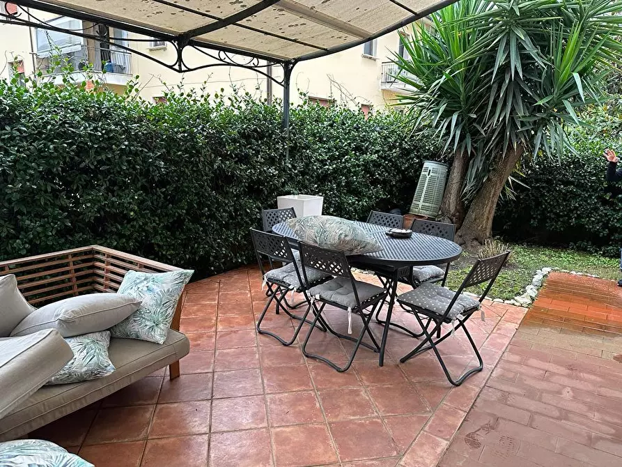 Immagine 34 di Casa bifamiliare in vendita  a Pisa