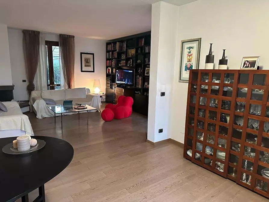 Immagine 32 di Casa bifamiliare in vendita  a Pisa