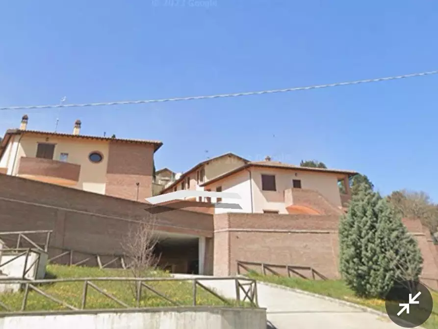 Immagine 6 di Appartamento in vendita  a Montalcino