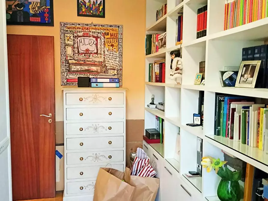 Immagine 21 di Appartamento in vendita  a Cascina