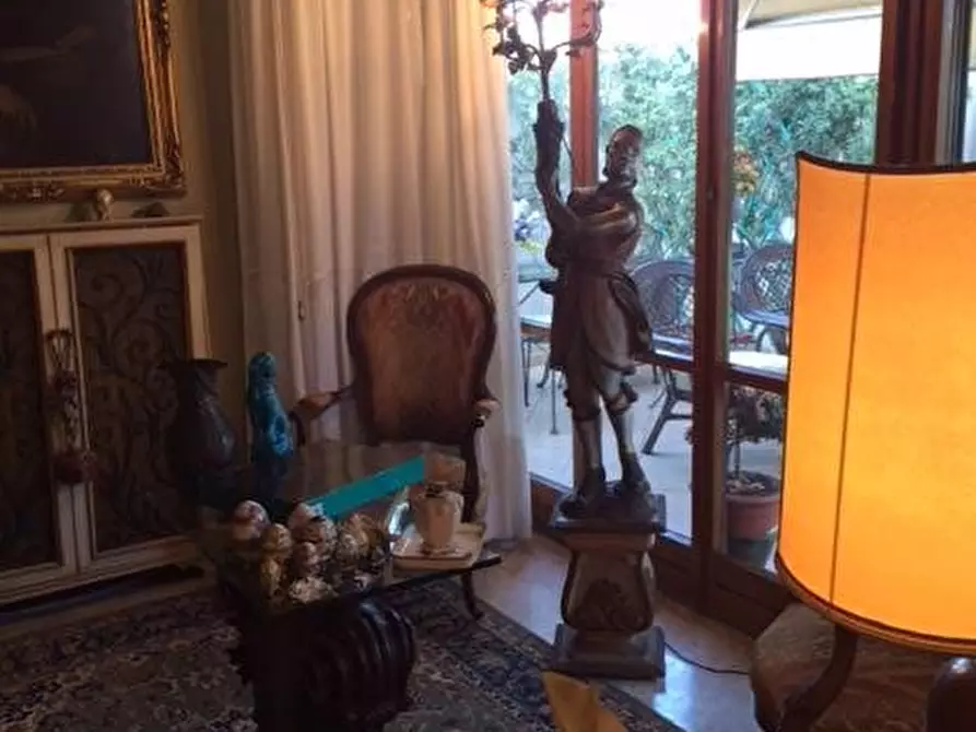 Immagine 4 di Mansarda in vendita  a Pisa