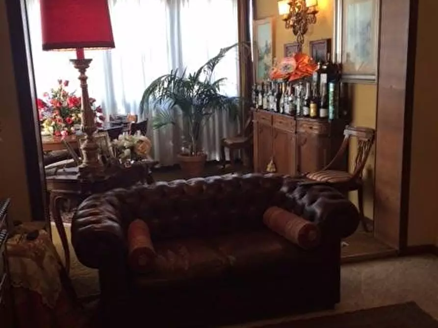 Immagine 10 di Mansarda in vendita  a Pisa