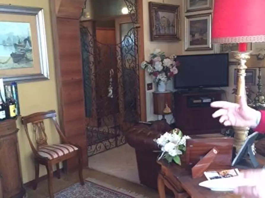 Immagine 8 di Mansarda in vendita  a Pisa