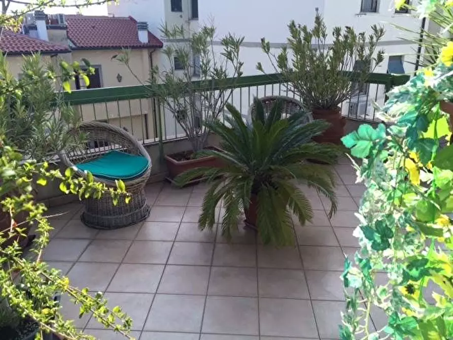 Immagine 25 di Mansarda in vendita  a Pisa