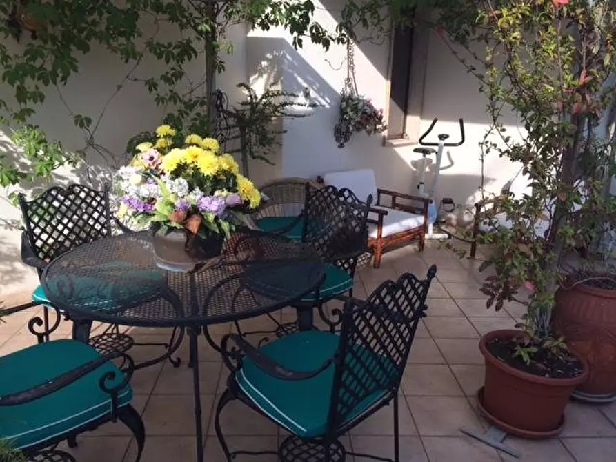 Immagine 2 di Mansarda in vendita  a Pisa