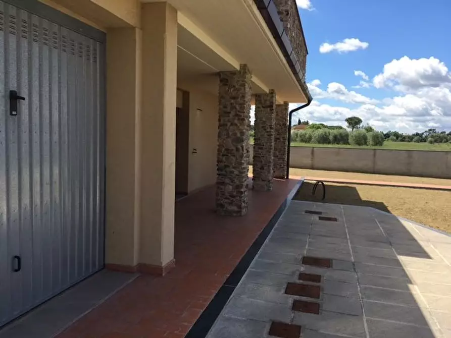 Immagine 2 di Villetta a schiera in vendita  a Pontedera