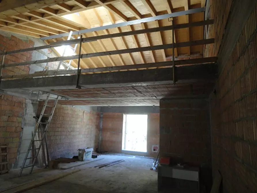 Immagine 6 di Appartamento in vendita  a Peccioli