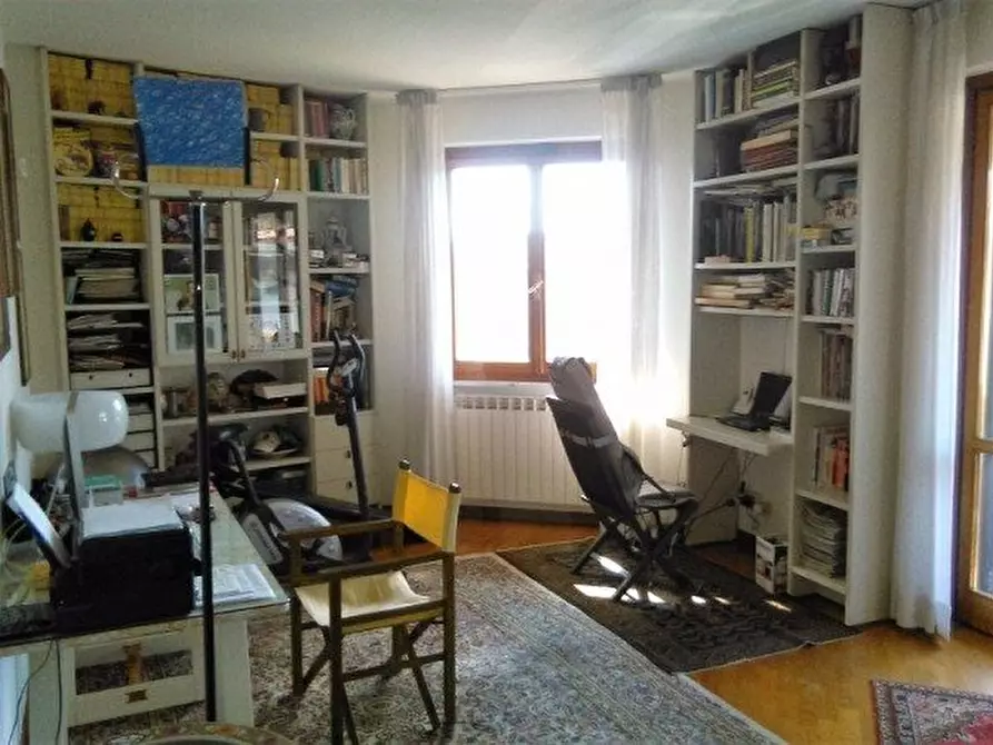 Immagine 6 di Villetta a schiera in vendita  a Massa