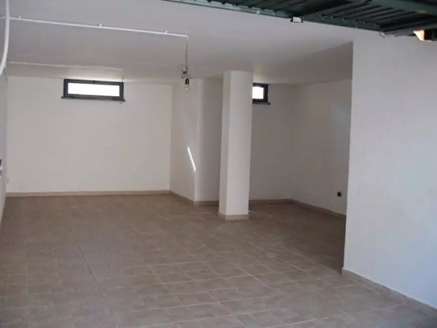 Immagine 9 di Villa in vendita  a Calci