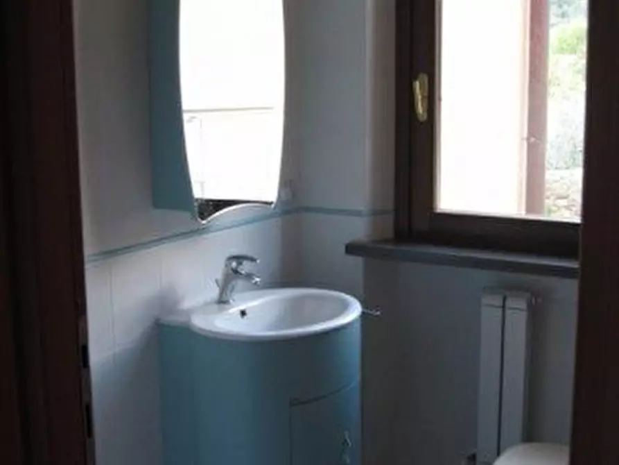 Immagine 11 di Villa in vendita  a Calci