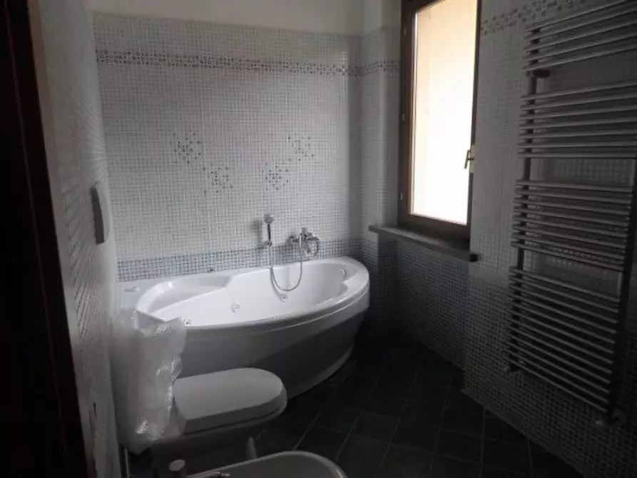 Immagine 15 di Villa in vendita  a Calci